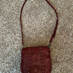 Red Gun Toten’ Mama conceal carry purse